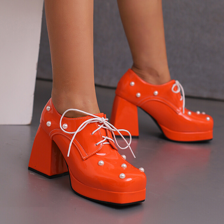 Deep Mouth Flat Shoes with Pearl Detail and Chunky High Heel